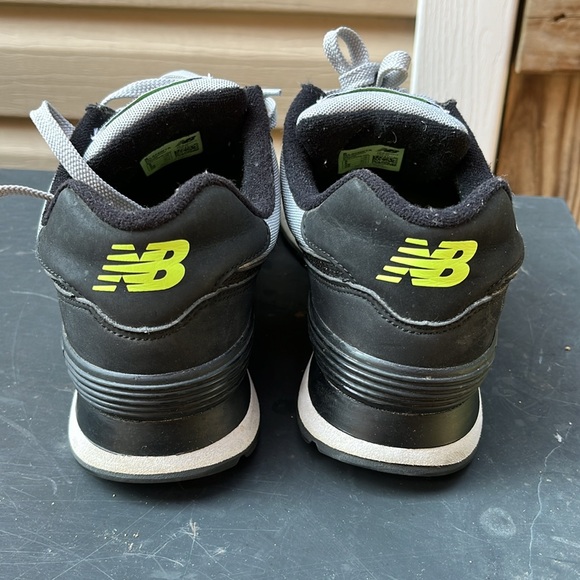 New Balance 574 Sneakers Men’s size 8 in great condition - Picture 2 of 9